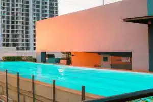 Zenith Place Huge 2BR Low-rise condo Apartments, Samut Prakan