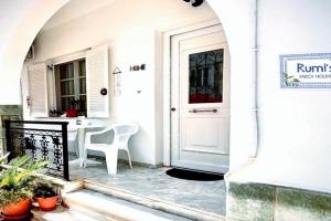 Rumi's Paros house in the heart of, Parikia