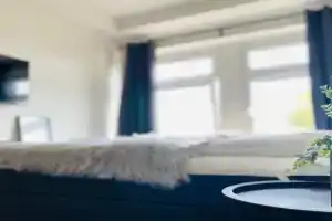 Pier 1 bis 4 gmütliche Zimmer mit Boxspringbett Guest house, Cuxhaven