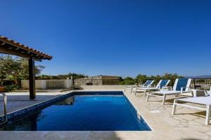 Stroumpi Private Pool Villa, Stroumbi