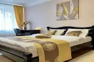 Tsentr poruch ozero ta park 4 podobovo Apartments, Ternopil
