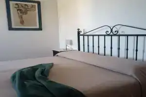 Momenti Home Guest house, Valderice