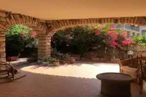Abbratzu Guest House - Sardinian style and garden, Bosa