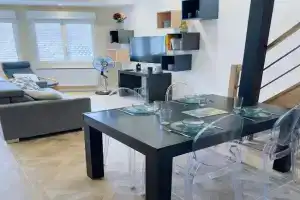 Origamix center and garage Apartments, Bordeaux
