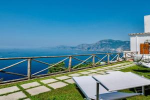 YourHome - Blu Apartments, Praiano