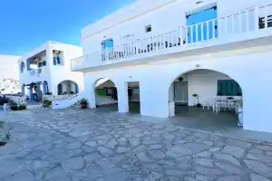 Windmill Rooms, Andiparos