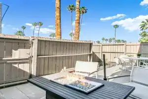 Ocotillo Art Lounge - 1BR Posh Condo in South PS Guest house, Palm Springs