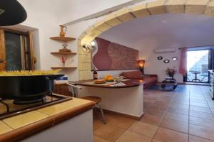 Theo's House by Holiday World, Cefalu