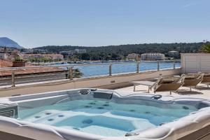 Apartment Residence - FIRST ROW SEA - Exklusiv, Makarska