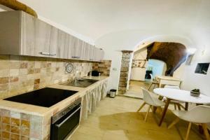 Domo Mea Authentic and modern at the castle Apartments, Bosa