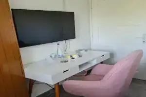 Casa-Cristiano, Bar