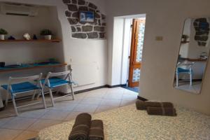 Edoardo's rooms, Vernazza