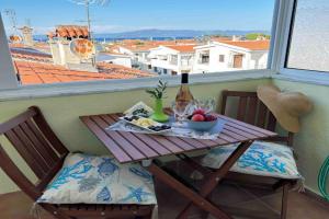 Top Floor Apartments, Pefkohori