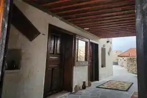 MMF cave house, Uerguep
