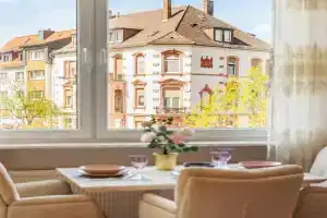 Stilvolles City-Apartment mit Balkon & Parkplatz, Nähe Frankfurt, Hanau