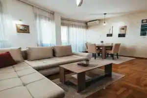Bella Apartmani, Valjevo