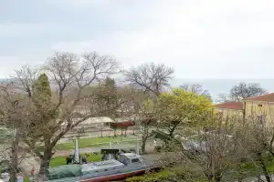 3BD Maisonette with Sea Views - Next to Sea Garden by Flat Manager Apartments, Varna