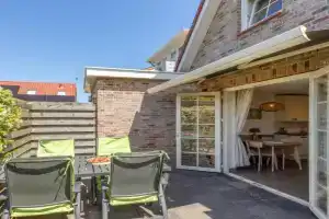4-persoons vakantiehuis, dichtbij centrum en toch rustig gelegen Guest house, Domburg