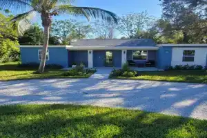 Jungle in the City! Guest house, West Palm Beach