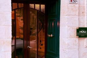 Birgu Square House By Holi, Valetta