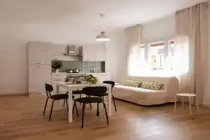 GuestHost - Casa Matisse, Piombino