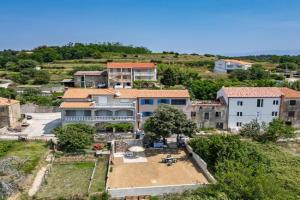 Harmony House Vito - Happy Rentals, Lopar