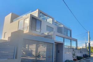 Artemis Guesthouse, Artemida