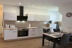 Helenes Ferienwohnung Apartments, Andernach
