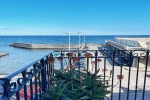 U lettu da zita Acitrezza Apartments, Aci Trezza