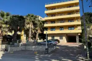 Gemelli Apartments, Igalo