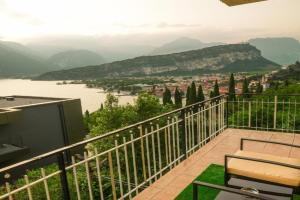Panoramic Lake View Apartment, Nago-Torbole