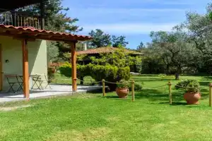 Limeri Apartments, Nikiti