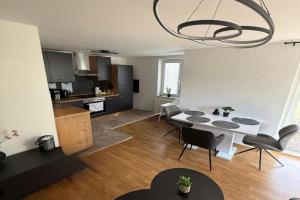 RickerStay44 - Küche, bis zu 4 Personen Apartments, Magdeburg