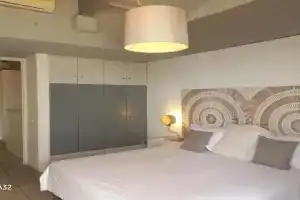 Casa Christos, Barbati
