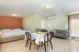 Mytilene Central Home 3 Apartments, Mytilini