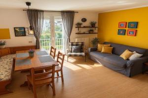 Casa Rio - Relax on Lake Como with Wi-Fi and Air Conditioning, Colico