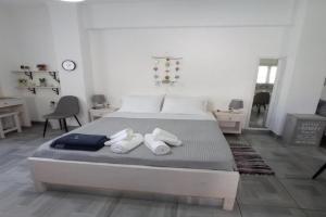 Santorini Sigala Studios 1, Perissa