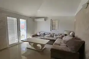 Tirke Apartment, Becici