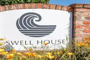Swell House, Santa Cruz