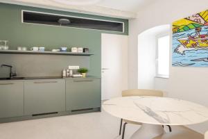 ItalHouse exclusive apt in the center, Riomaggiore