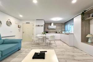 3 rooms apartment close beach, Santander