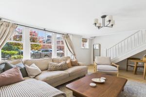Cosy Cottage - Quaint Stay Sleeps 2-5, Chester