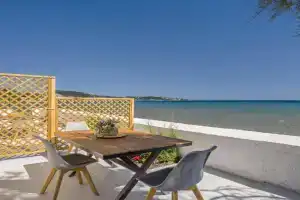 Aliki's Summerhouses Beachfront, Argasi