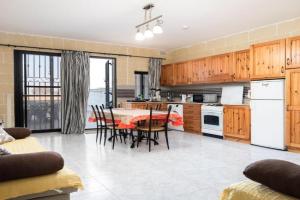 2BD Spacious Apartment with Front Terrace and Country Views - Gozo Island, Qala