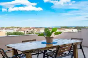 Attico vista mare beach Guest house, Caletta