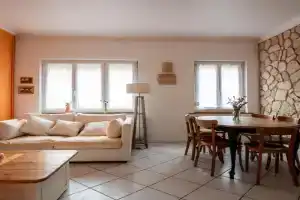 Family Home in, Garden and Parking - 6/8p Guest house, Lille