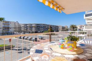 Mediterranean Way - Beach Apartment Regueral, Cambrils