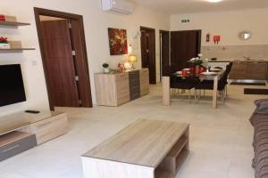 Cara Flats 2BED in Fl5 by Homely! Apartments, Mellieha