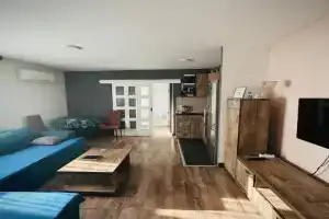 Svetli dom Apartments, Sutomore