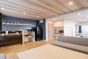 南京町ロックビル 3,4階 Apartments, Kobe